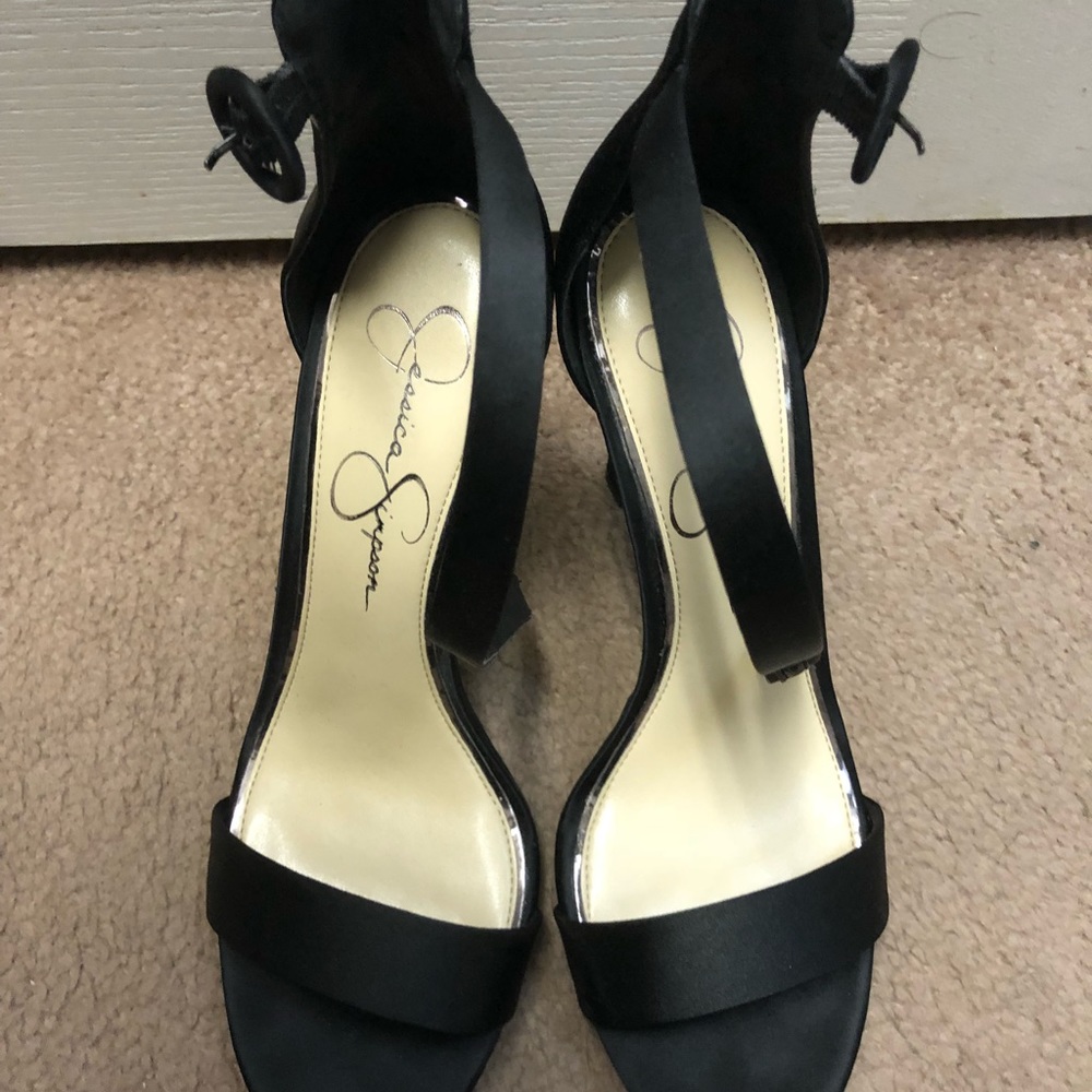 Black Jessica Simpson Heels! Worn once!